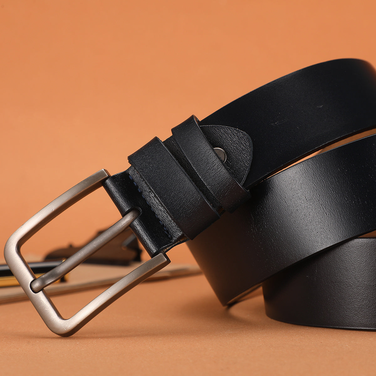 Genuine Leather Large Pin Buckle Belts for Men