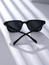 Load image into Gallery viewer, Classic Black Sunglasses
