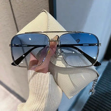 Load image into Gallery viewer, Men&#39;s Pilot-Style fashion glasses
