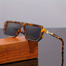 Load image into Gallery viewer, Fashion Retro Square Glasses
