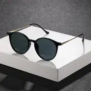 Load image into Gallery viewer, Unisex Oval Black Sunglasses
