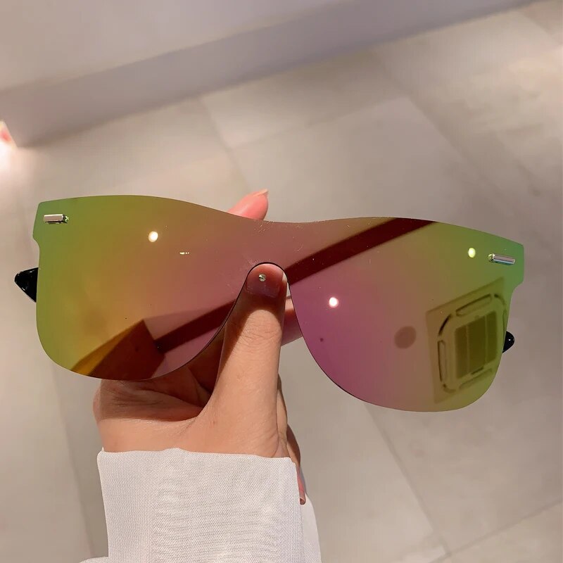 Oversized Square Sunglasses - Trendy Unisex Eyewear for Men and Women