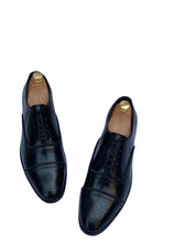 Load image into Gallery viewer, Classic Brogue Black - JACKMARC.COM
