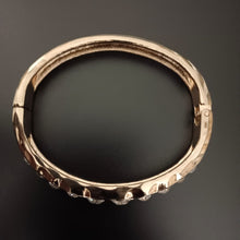 Load image into Gallery viewer, New Round Diamond Design Golden Bracelet For Women and Girl-Jack Marc - JACKMARC.COM
