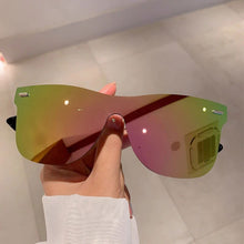 Load image into Gallery viewer, Oversized Square Sunglasses - Trendy Unisex Eyewear for Men and Women - JACKMARC.COM
