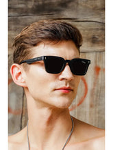 Load image into Gallery viewer, Fashion Black Square Sunglasses
