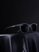 Load image into Gallery viewer, Unisex UV Protected Wayfarer
