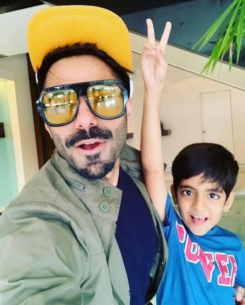 Stylish Ranveer Singh Oversize Square Sunglasses - JACKMARC.COM