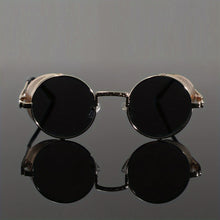 Load image into Gallery viewer, Vintage steampunk Flip Sunglasses
