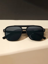 Load image into Gallery viewer, Geometric Street Sunglasses
