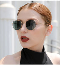 Load image into Gallery viewer, Fashion Round UV400 Coating Sun Glasses
