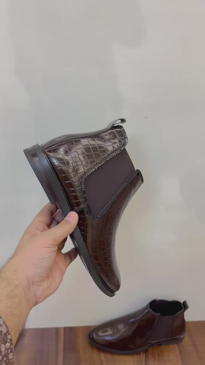crocs chelsea boot