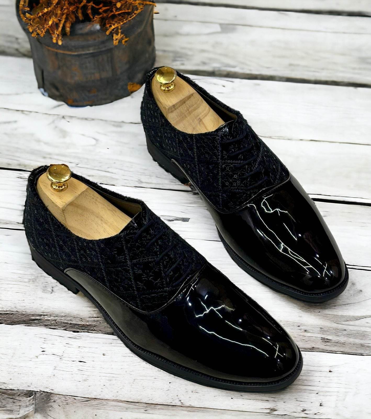 Shiny Black Dress Shoes for Men Lace-Up with Shimmer Finish