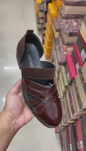 Load and play video in Gallery viewer, Buy Trendy Peshawari Sandal-Jackmarc.com
